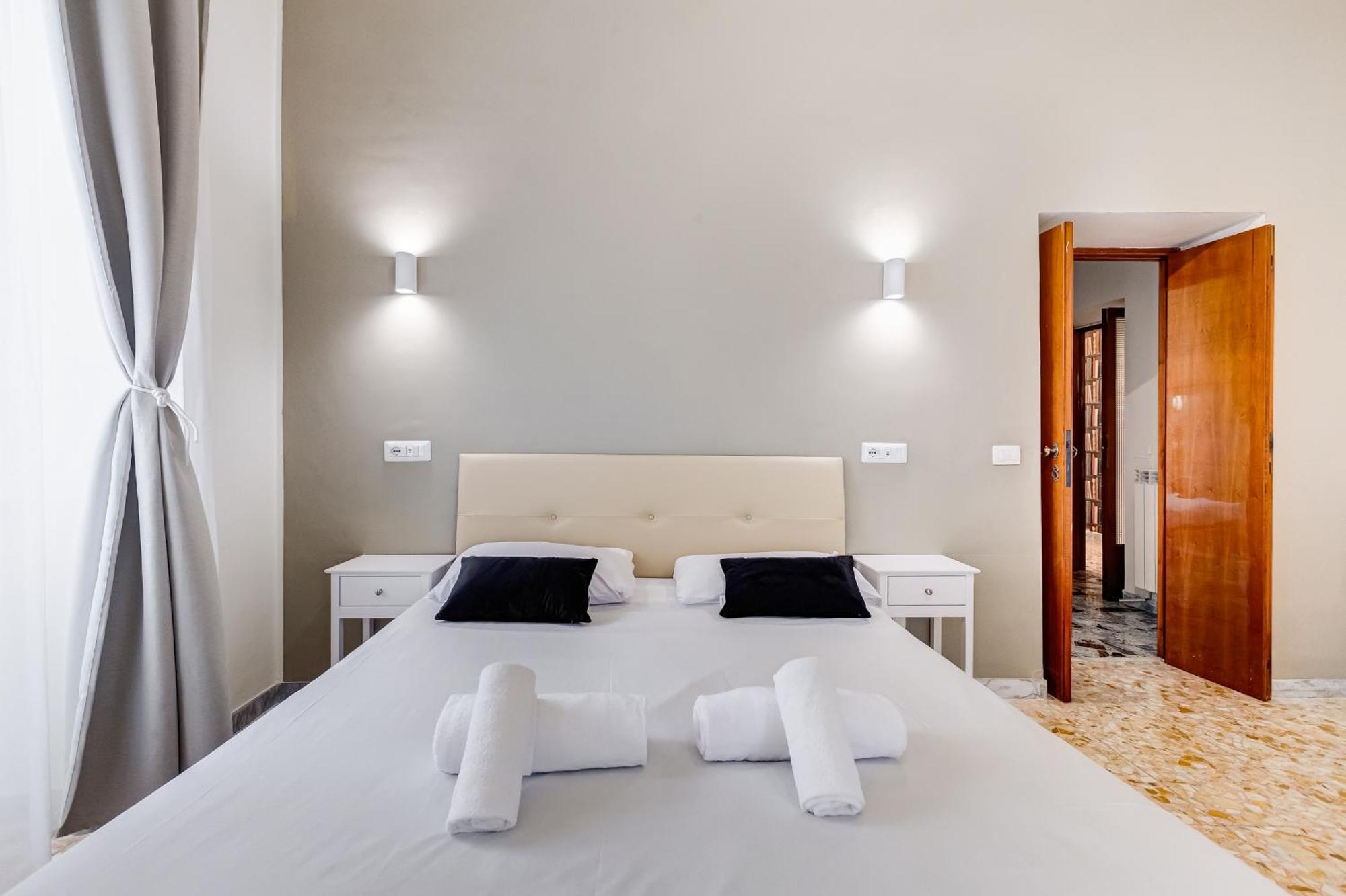 רומא Vivilo Collection - San Vito View Apartment - 3 Bdr 2 Baths מראה חיצוני תמונה