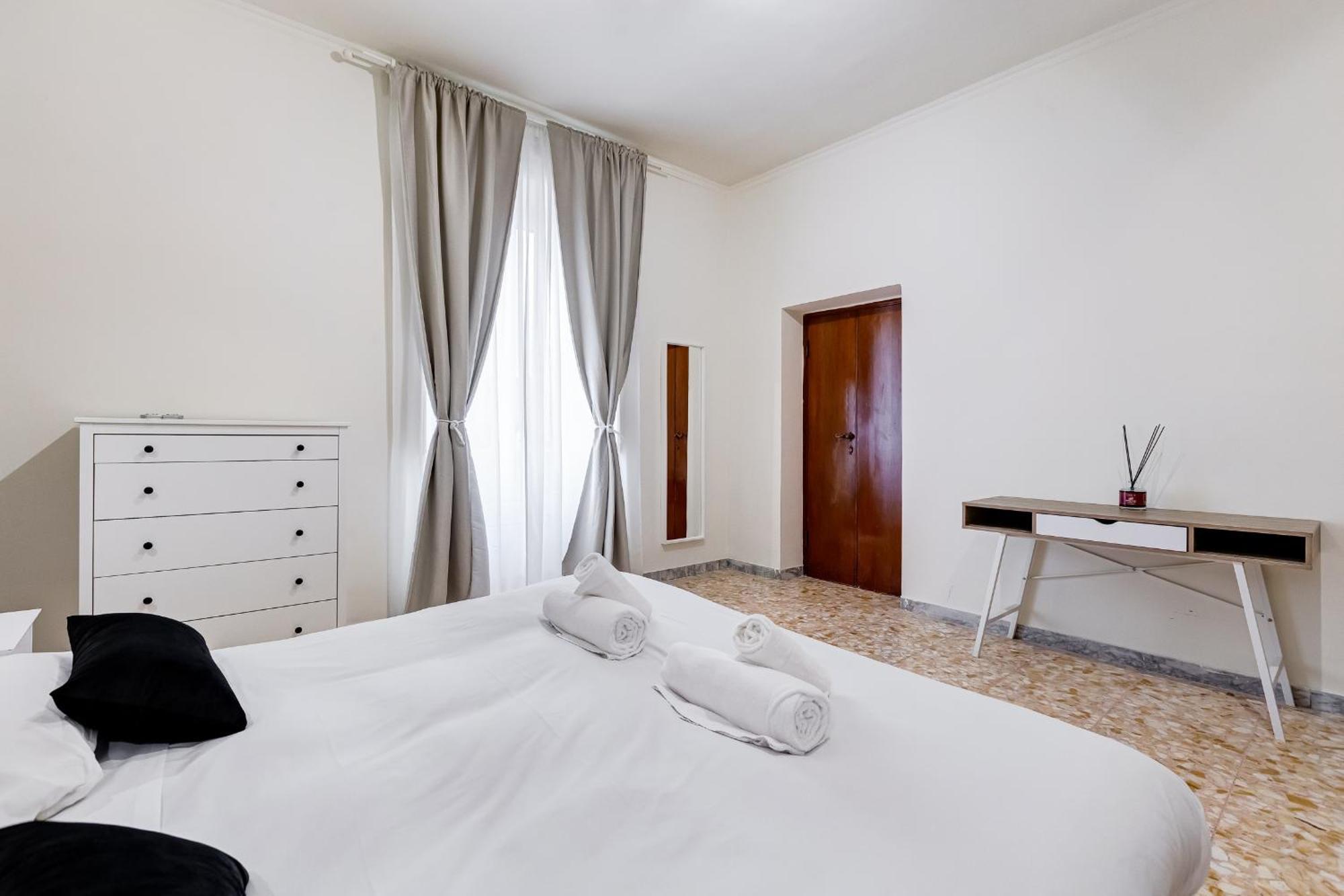 רומא Vivilo Collection - San Vito View Apartment - 3 Bdr 2 Baths מראה חיצוני תמונה