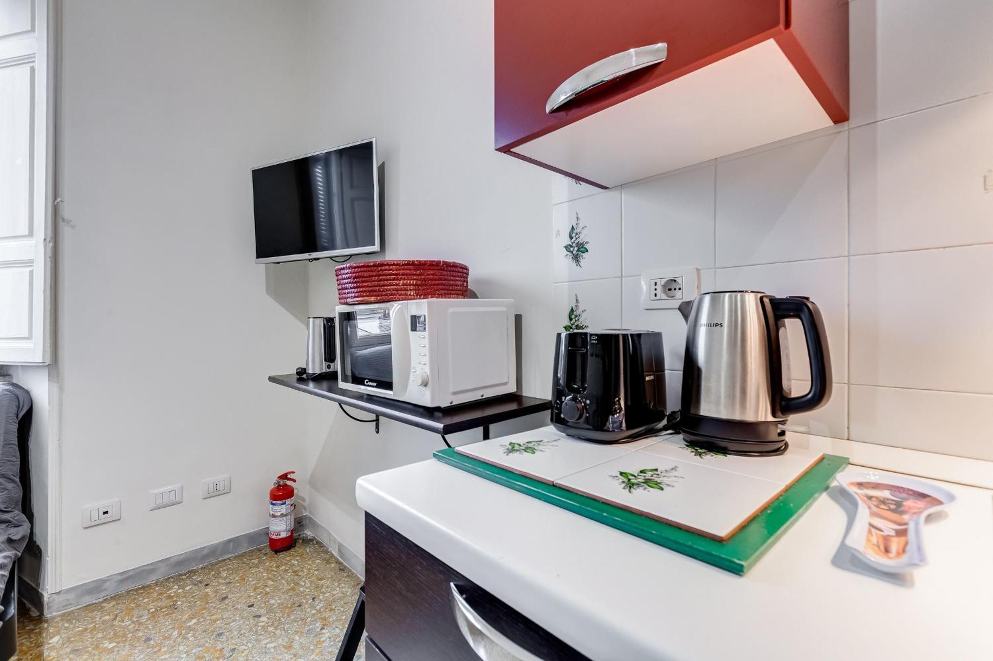 רומא Vivilo Collection - San Vito View Apartment - 3 Bdr 2 Baths מראה חיצוני תמונה